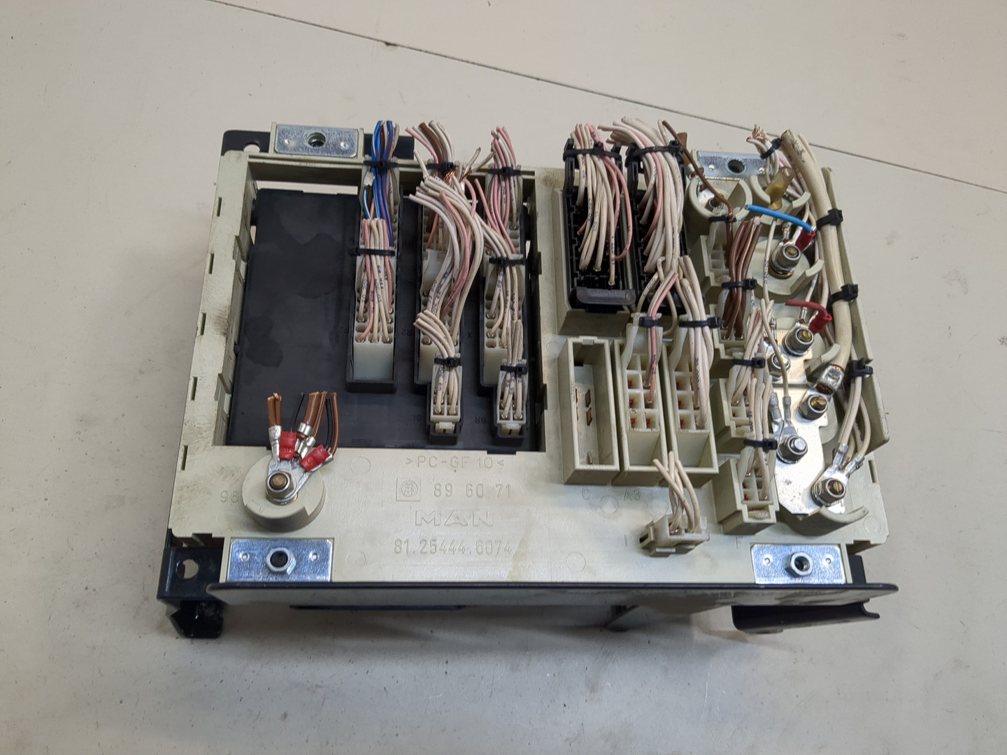 Блок управления подвеской