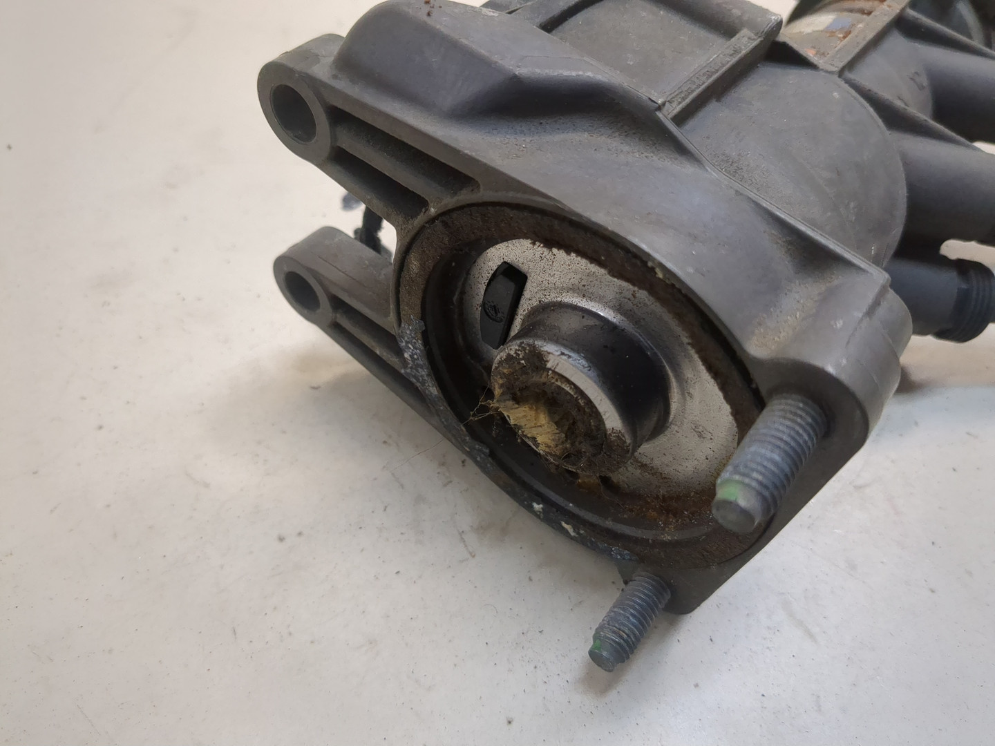 Кран тормозной главный