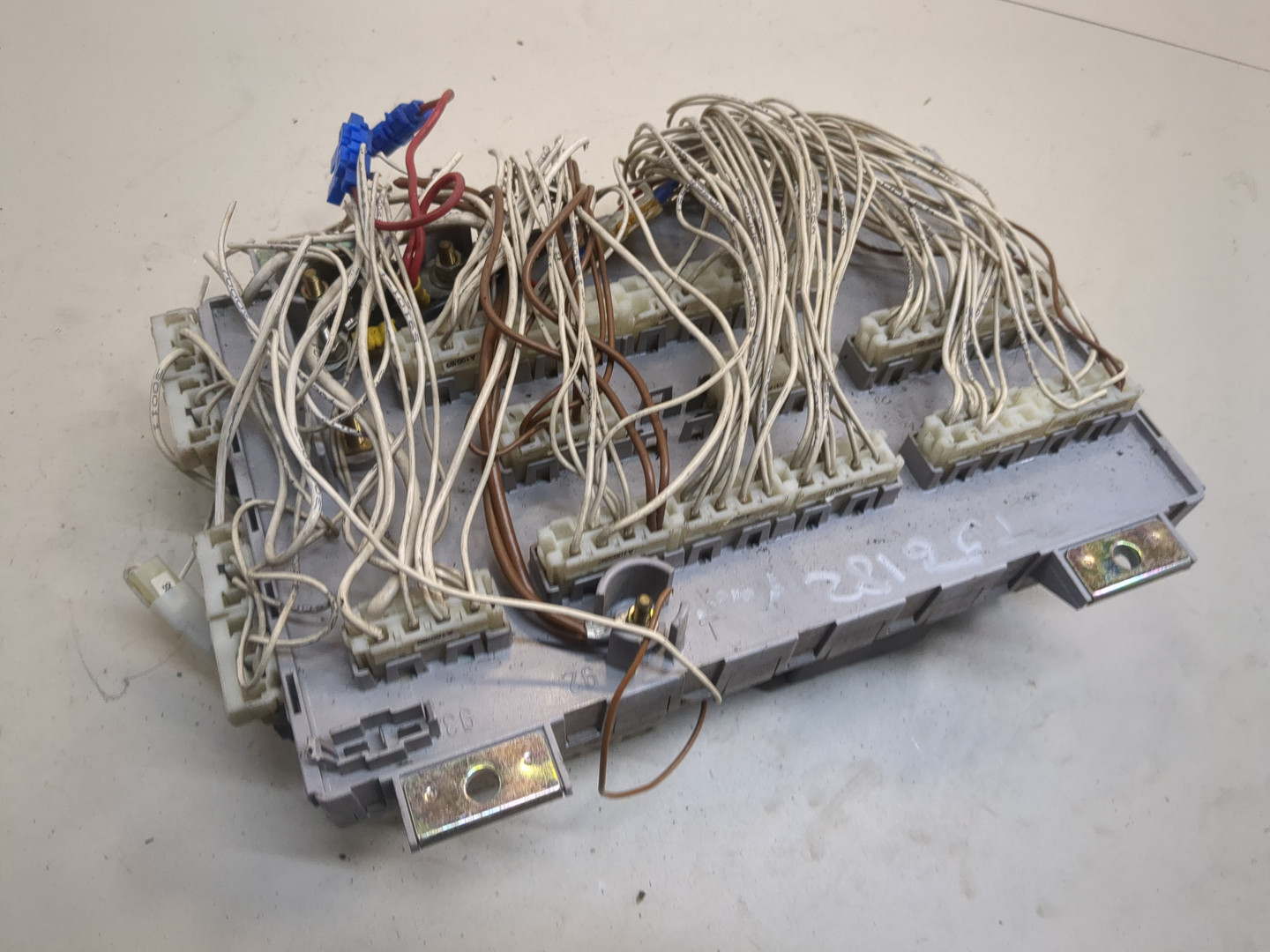 Блок предохранителей