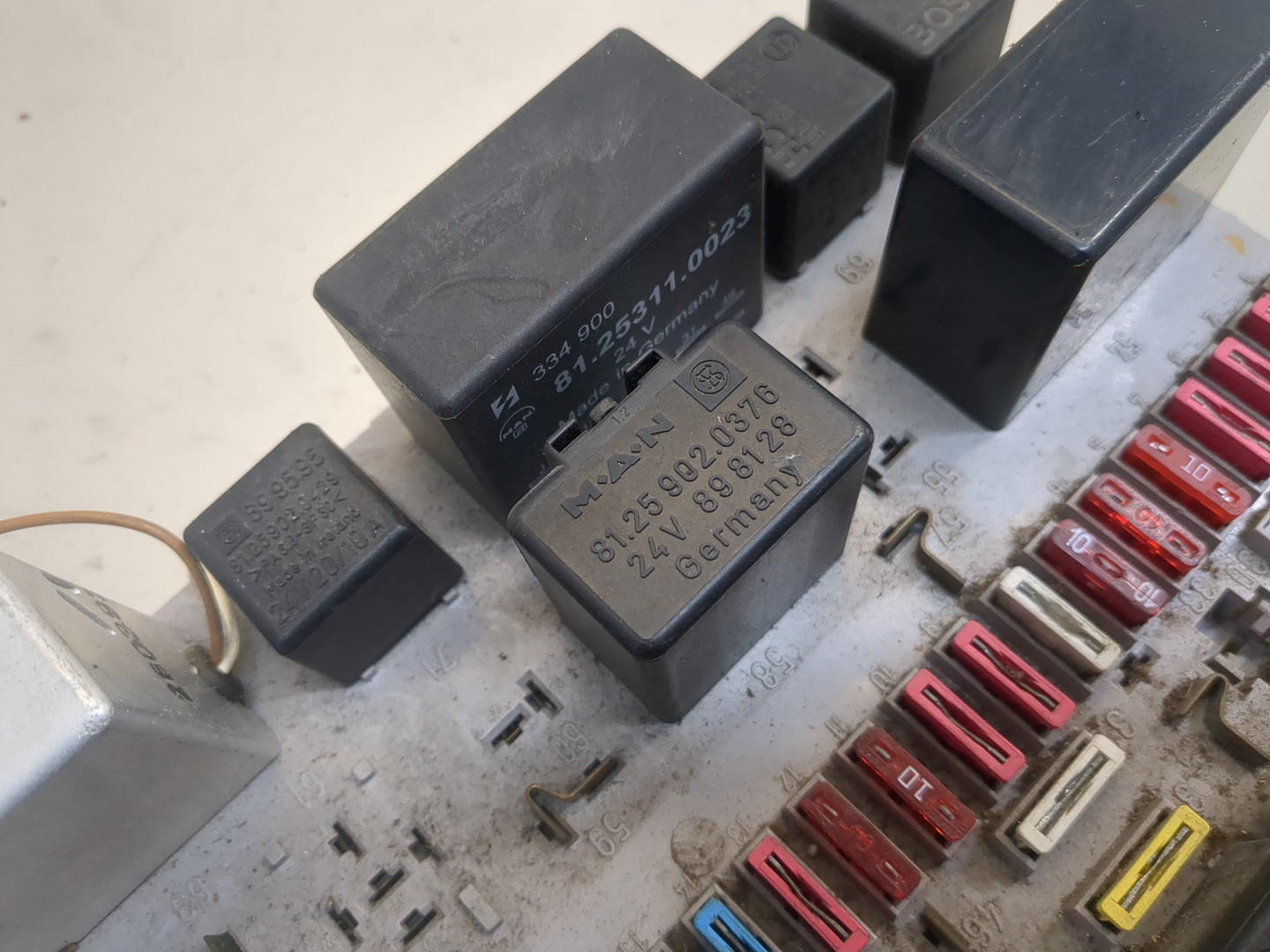 Блок предохранителей