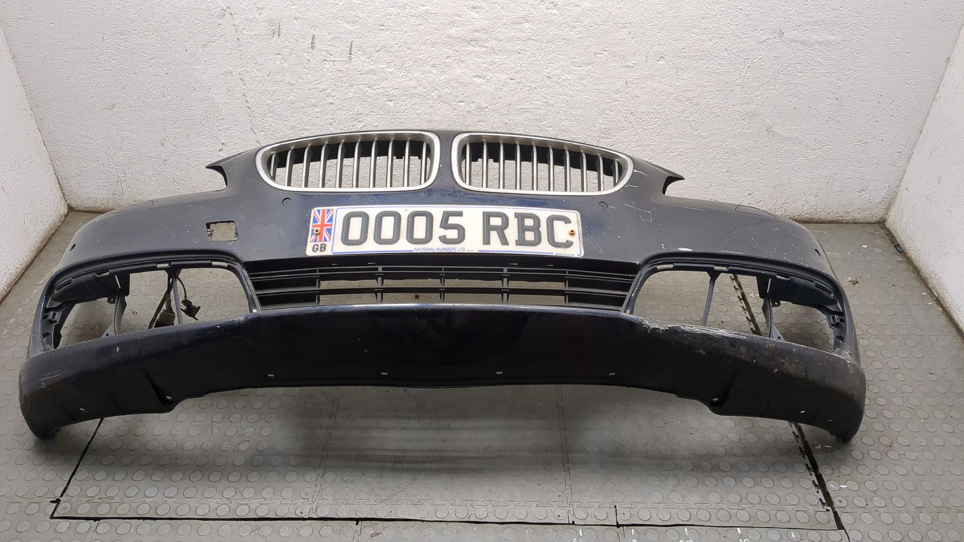 Бампер передний