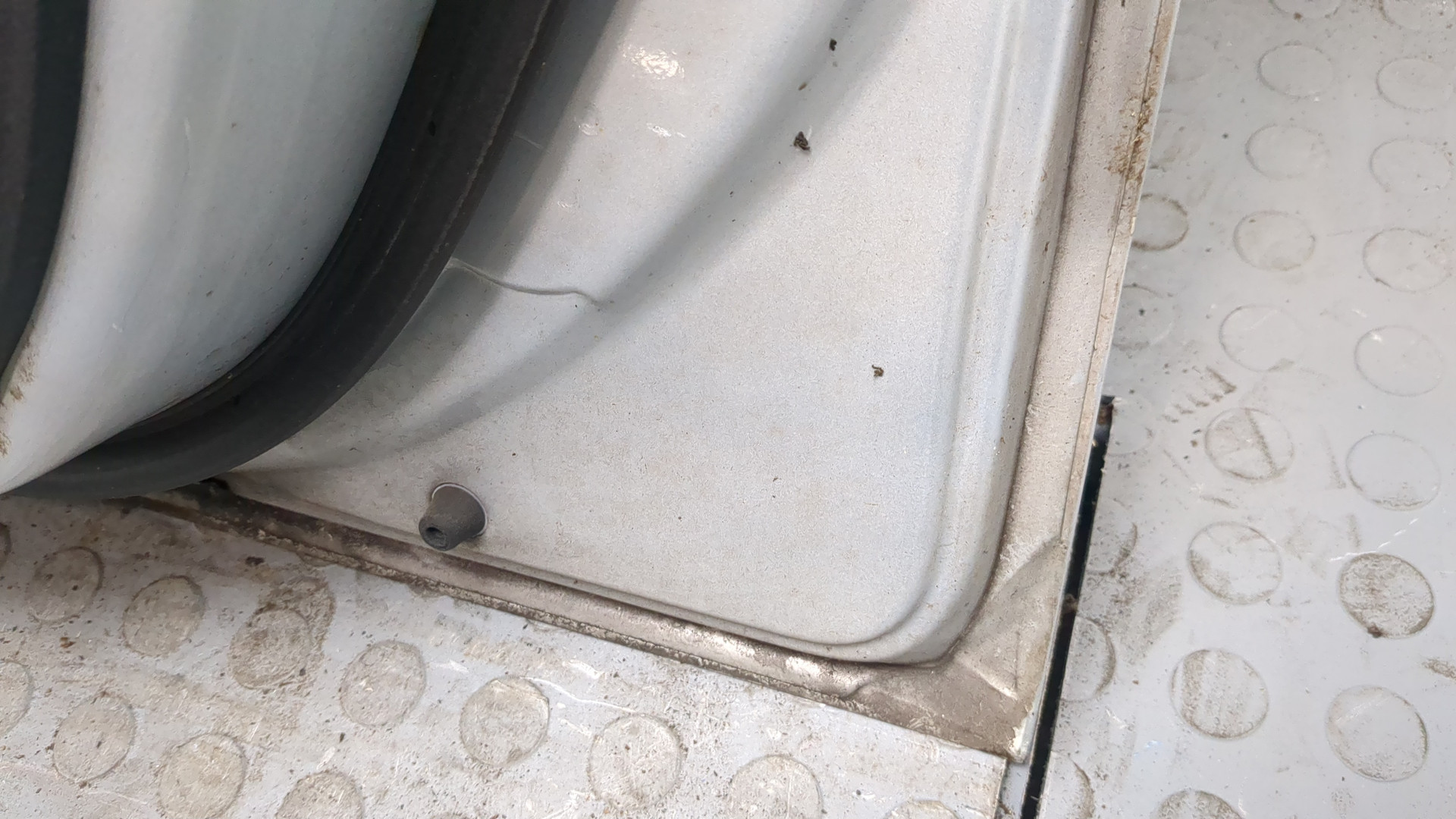 Дверь передняя правая