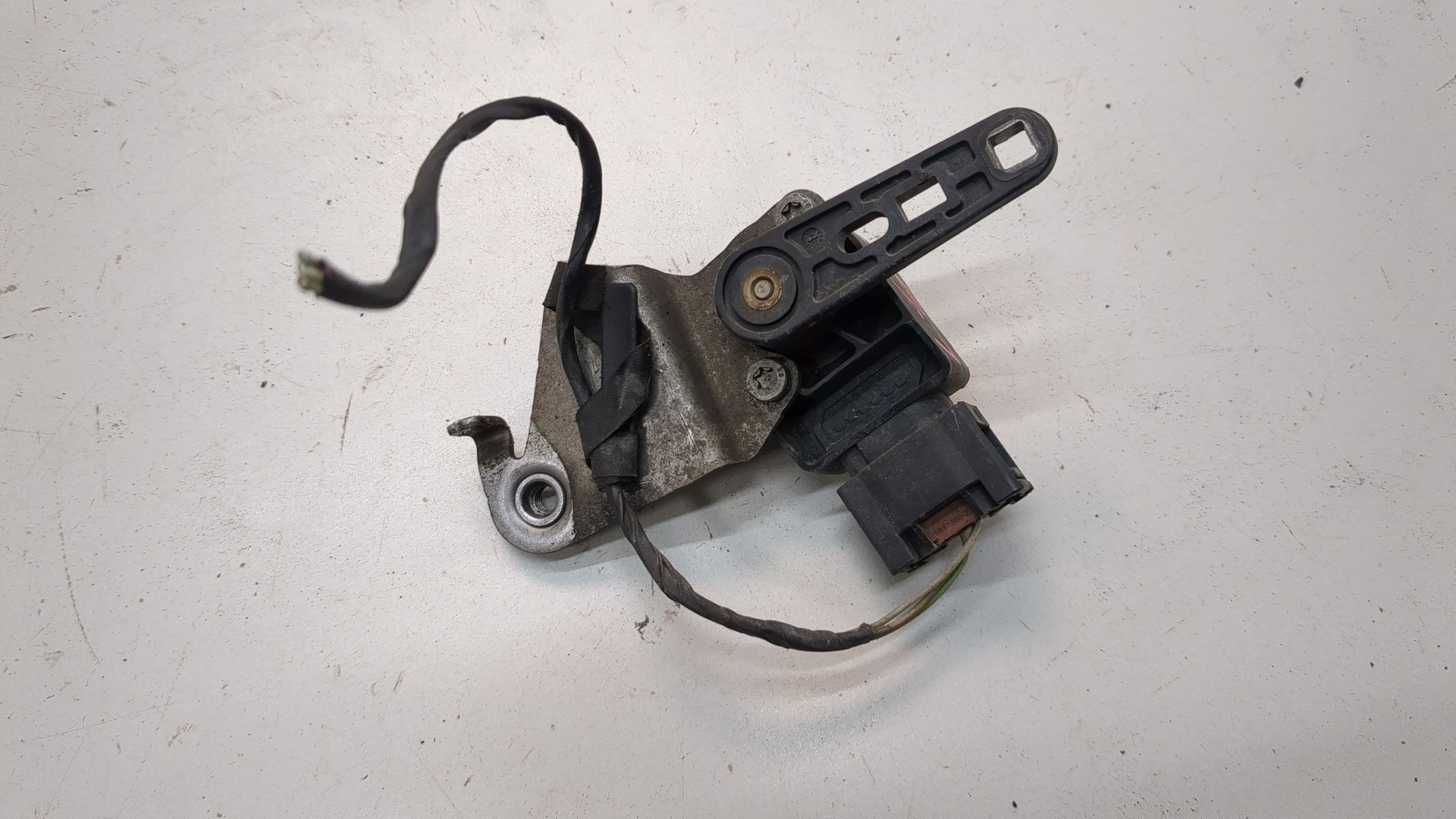 Датчик регулировки дорож. просвета