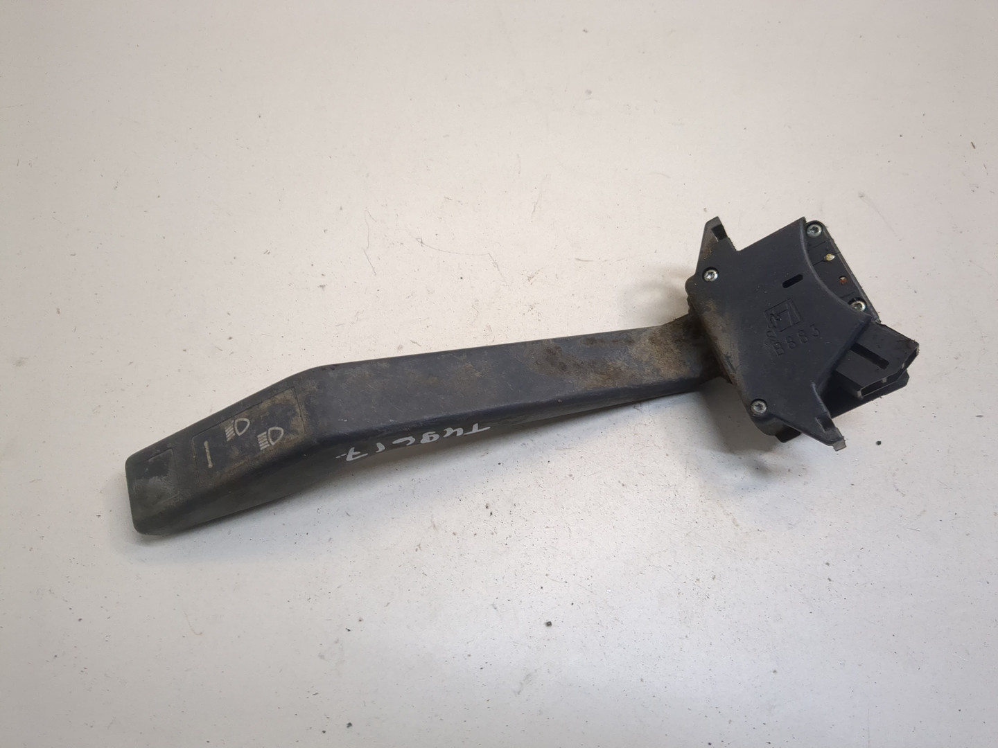 Переключатель света фар