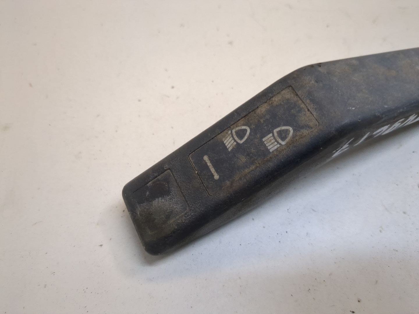 Переключатель света фар