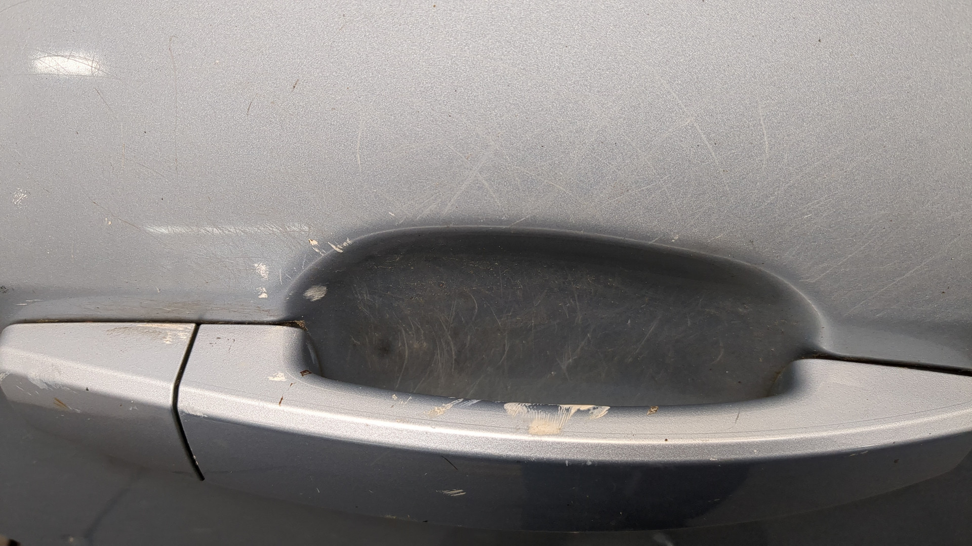 Дверь задняя правая