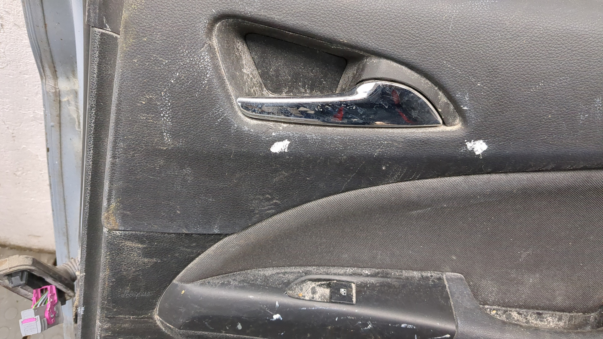 Дверь задняя правая