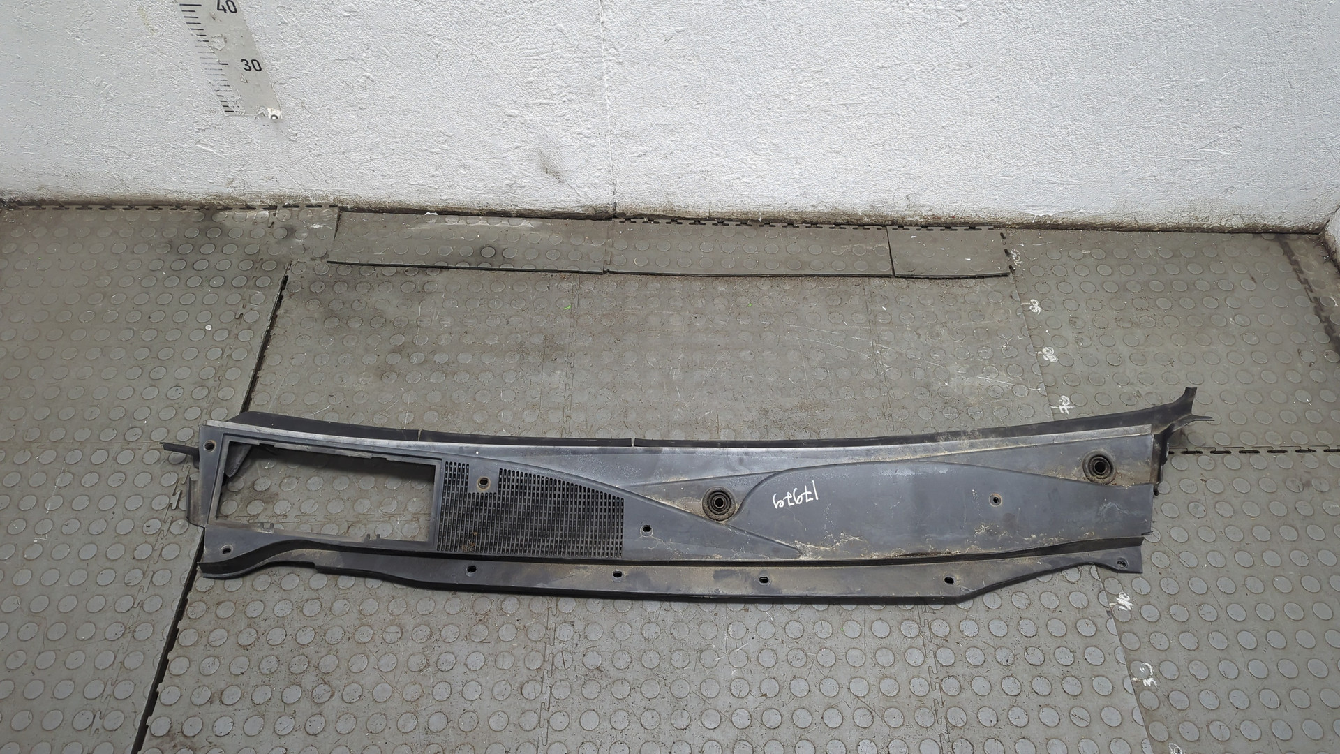 Решетка стеклоочистителей (Жабо)