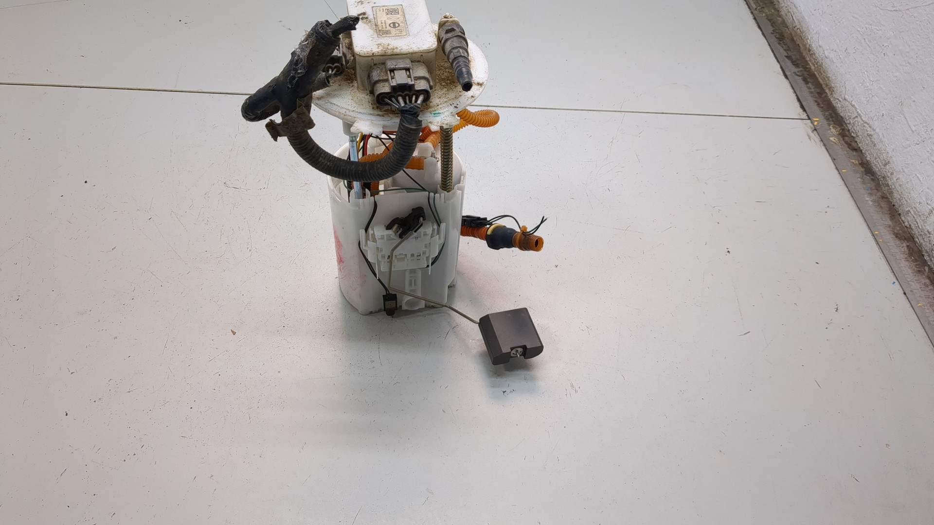 Насос топливный электрический