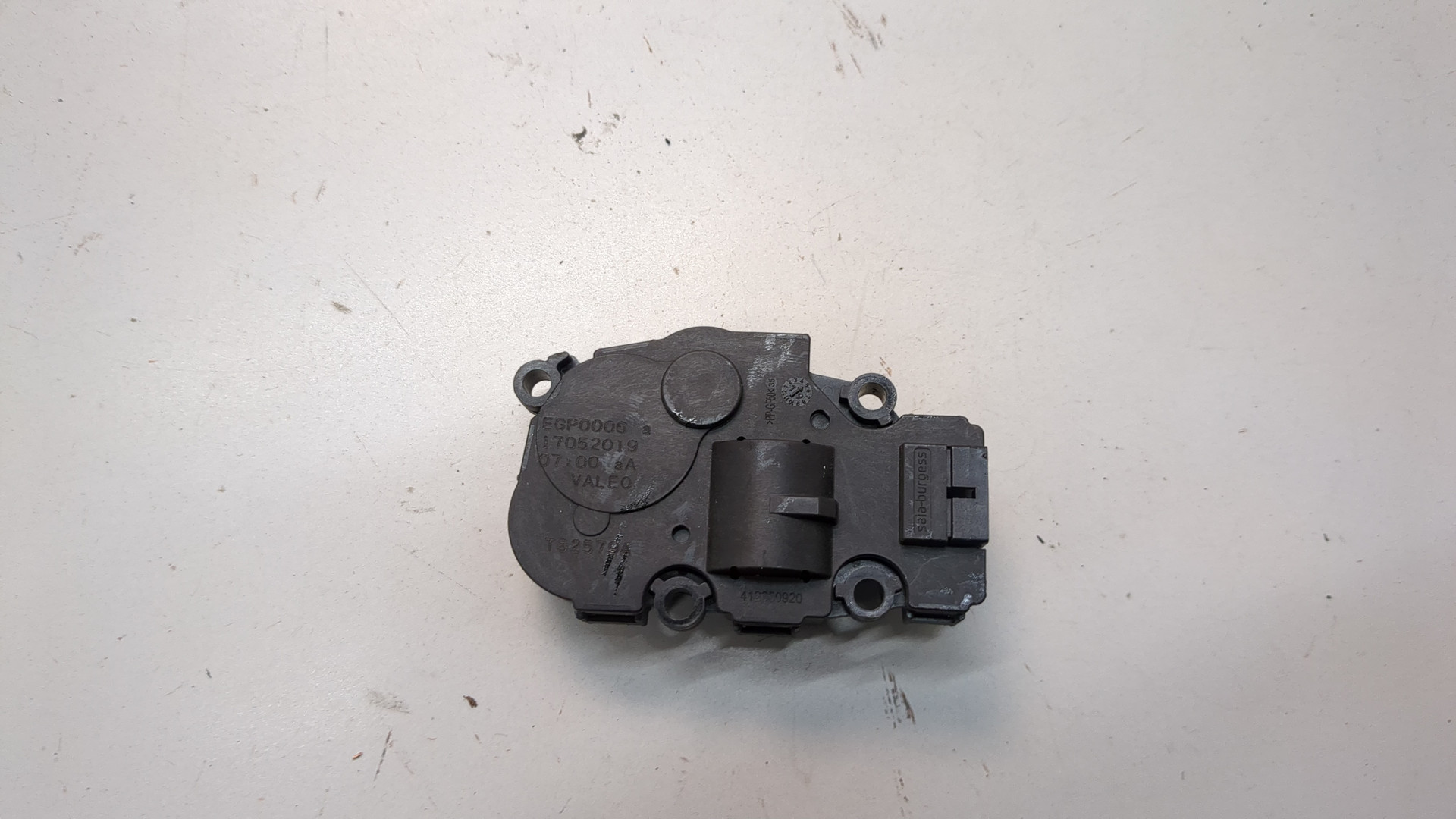 Моторчик заслонки печки