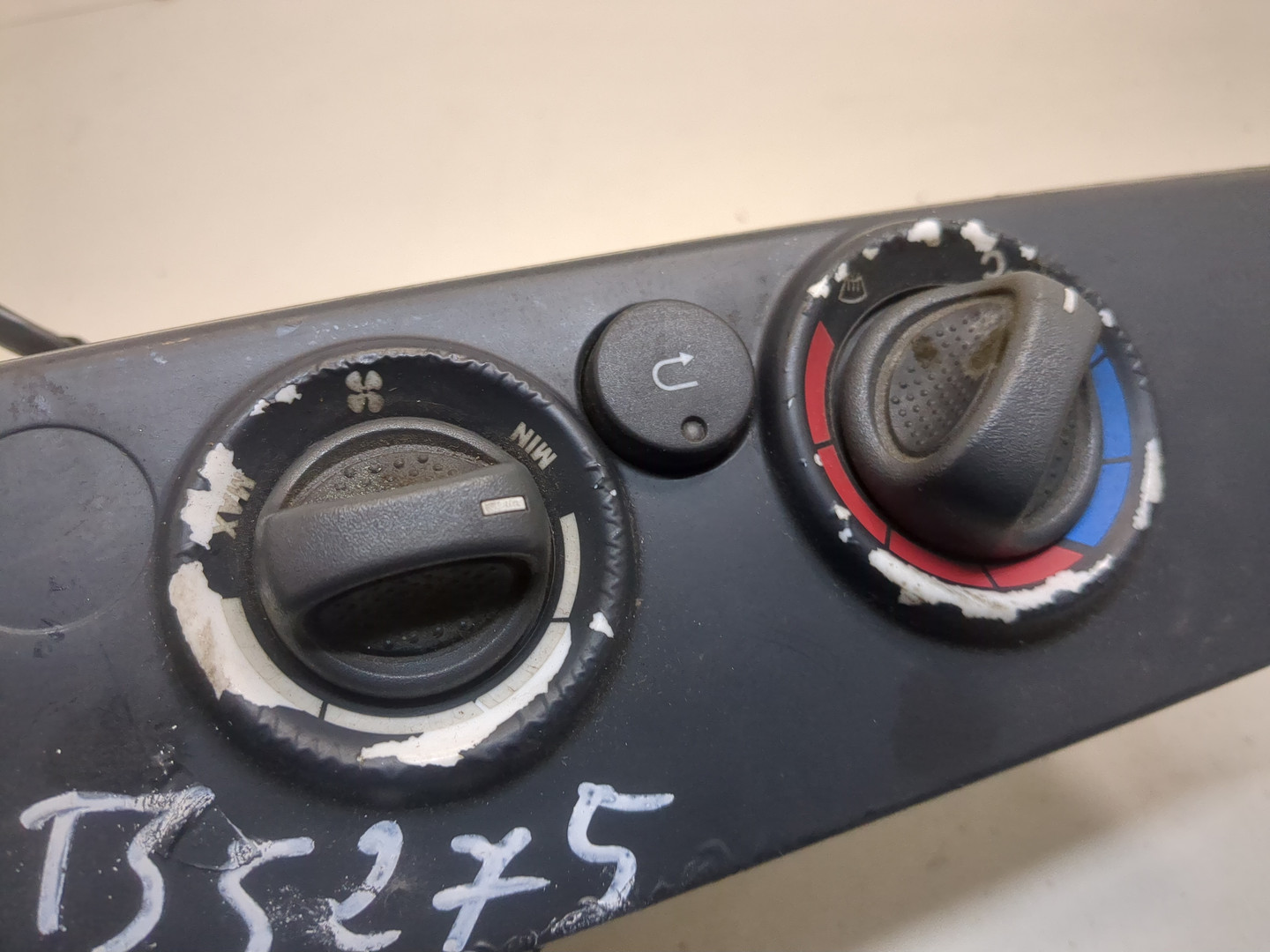 Переключатель отопителя