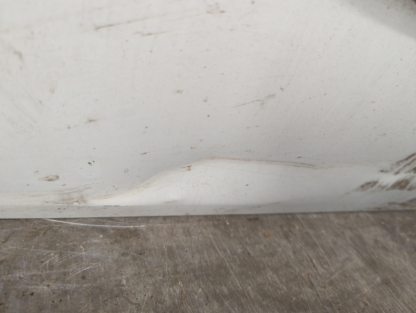 Дверь передняя левая