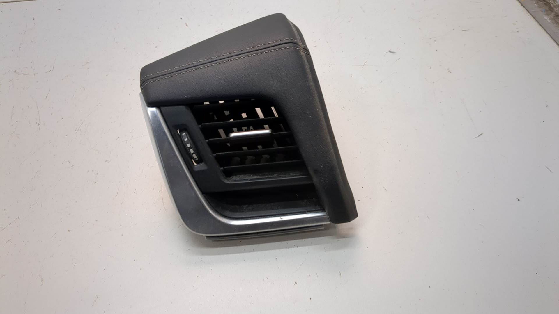 Дефлектор воздушный