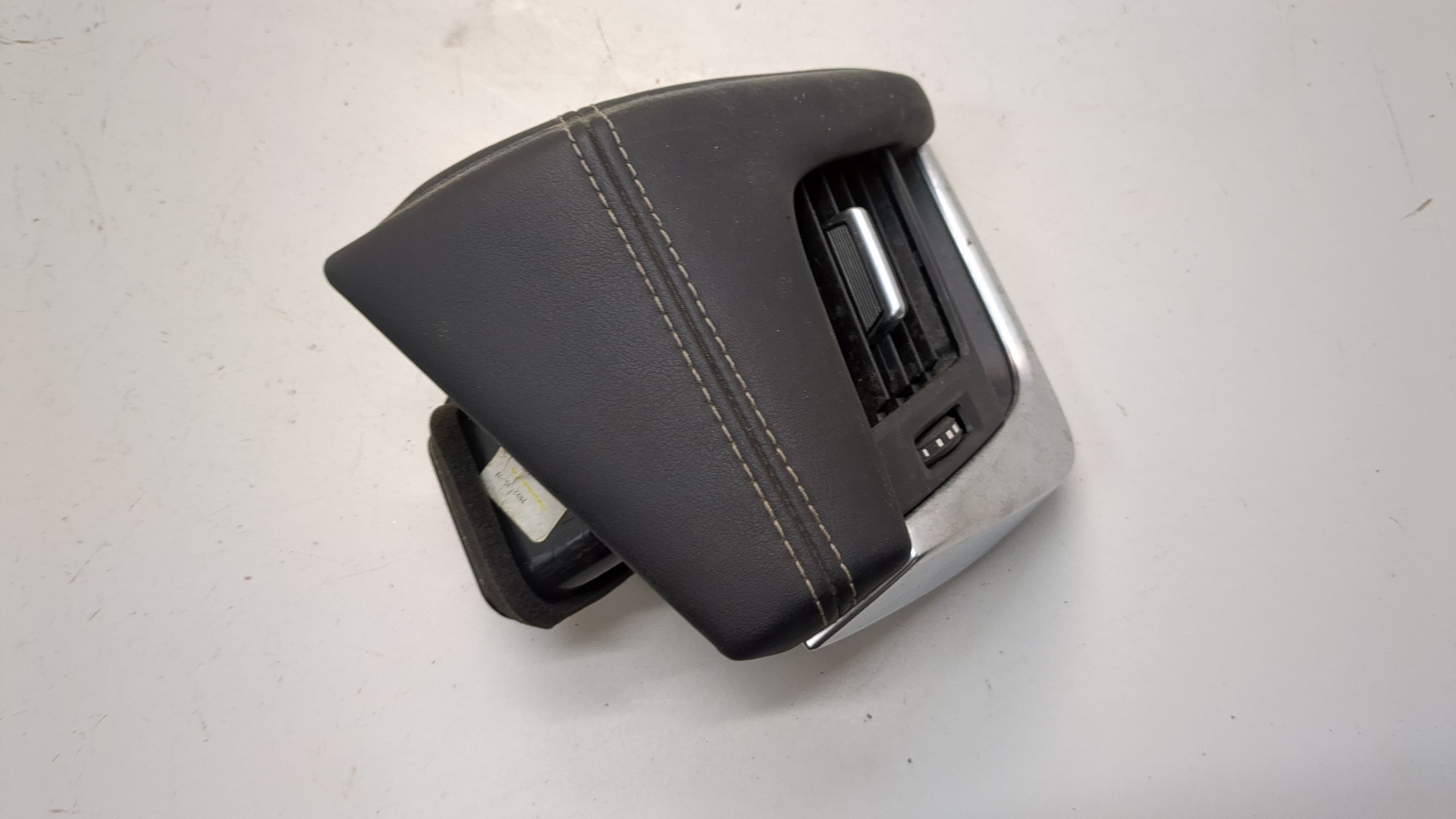 Дефлектор воздушный