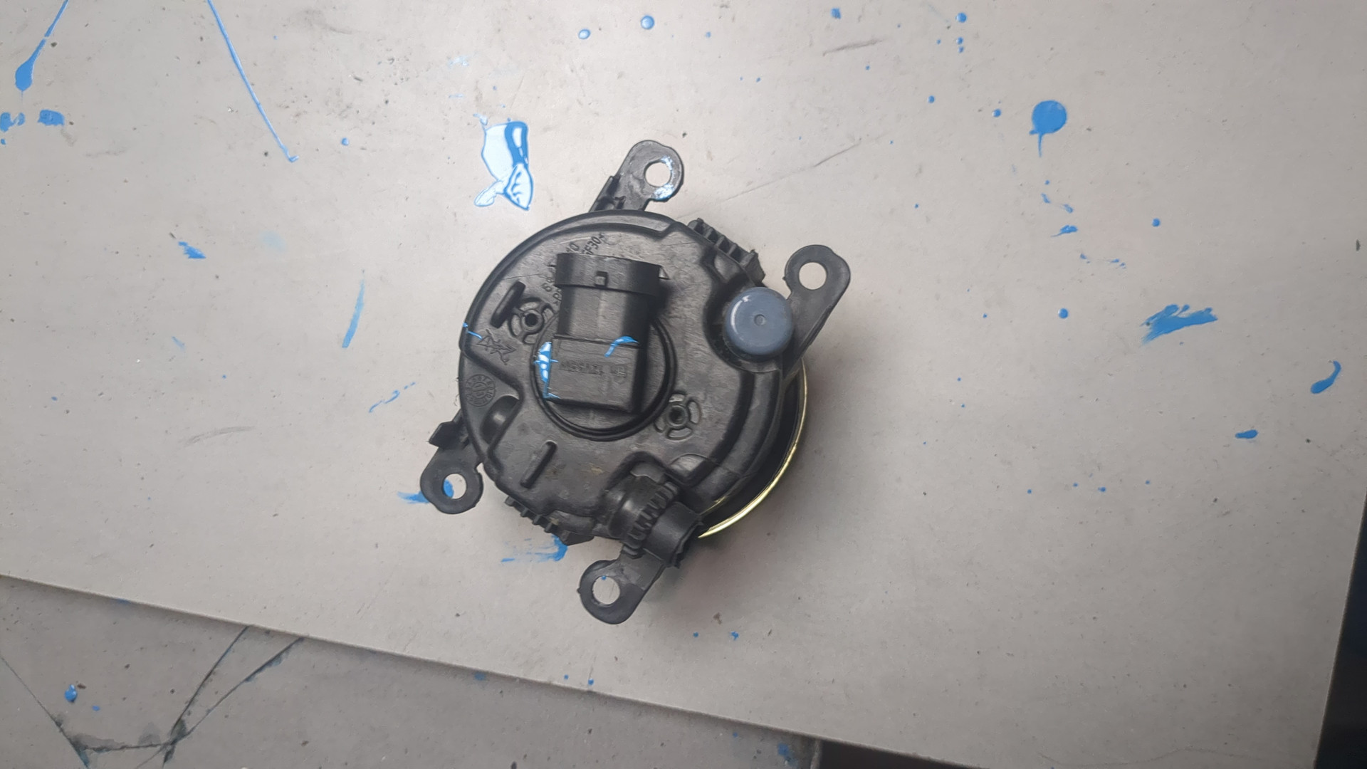 Фара дневного света левая (ходовые огни)