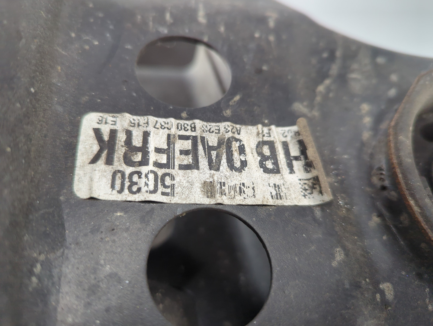 Балка задняя