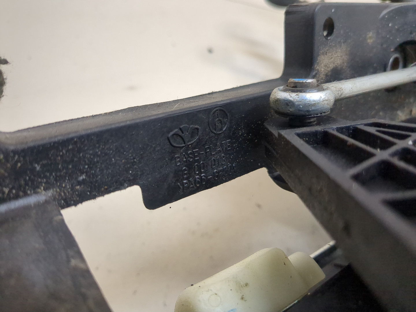 Кулиса МКПП / АКПП