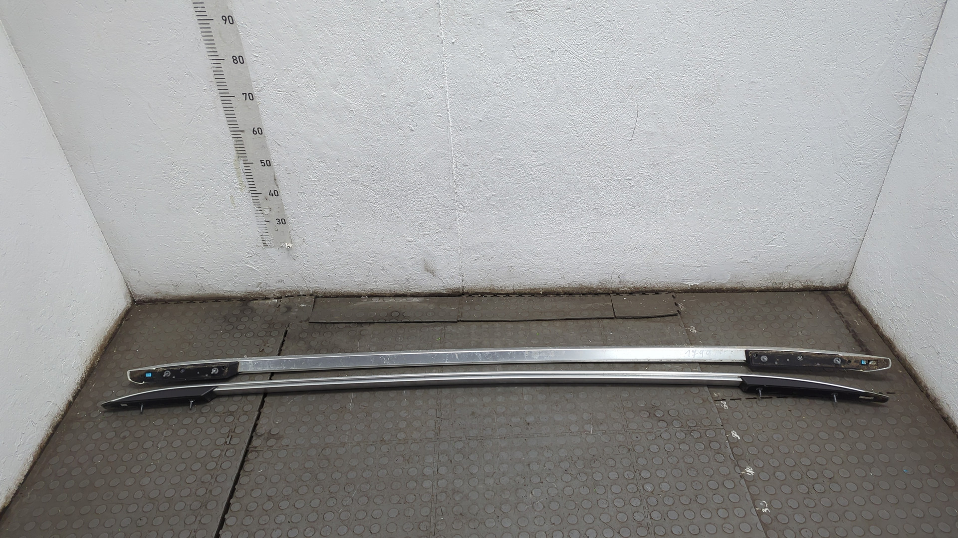 Рейлинги (релинг) к-кт (планки на крышу)