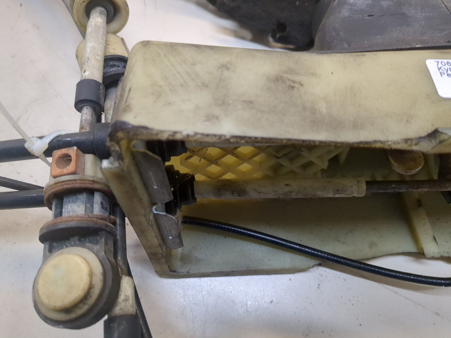 Кулиса МКПП / АКПП