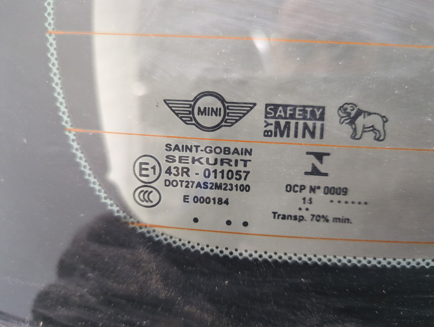 Дверь багажника