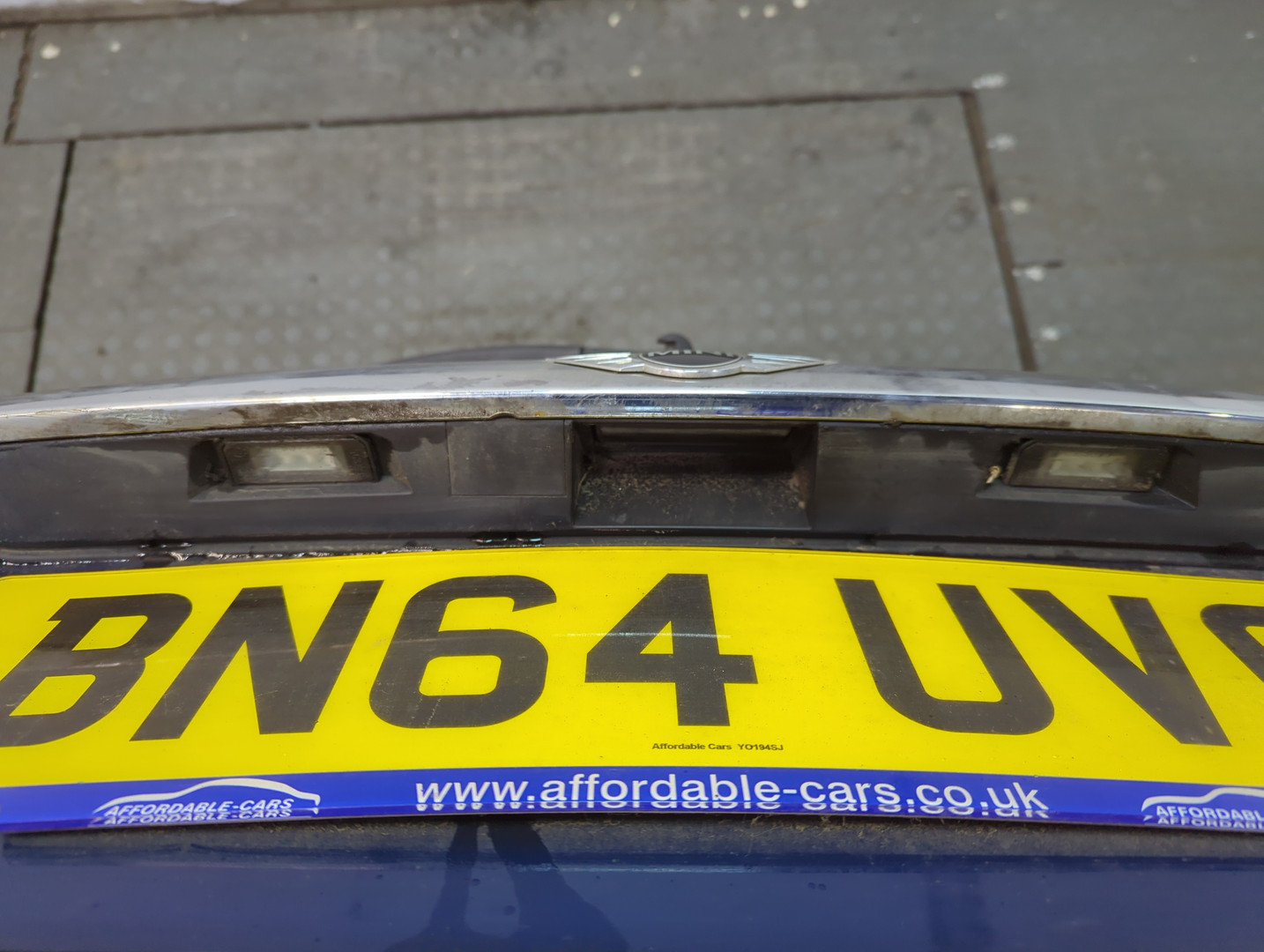 Дверь багажника