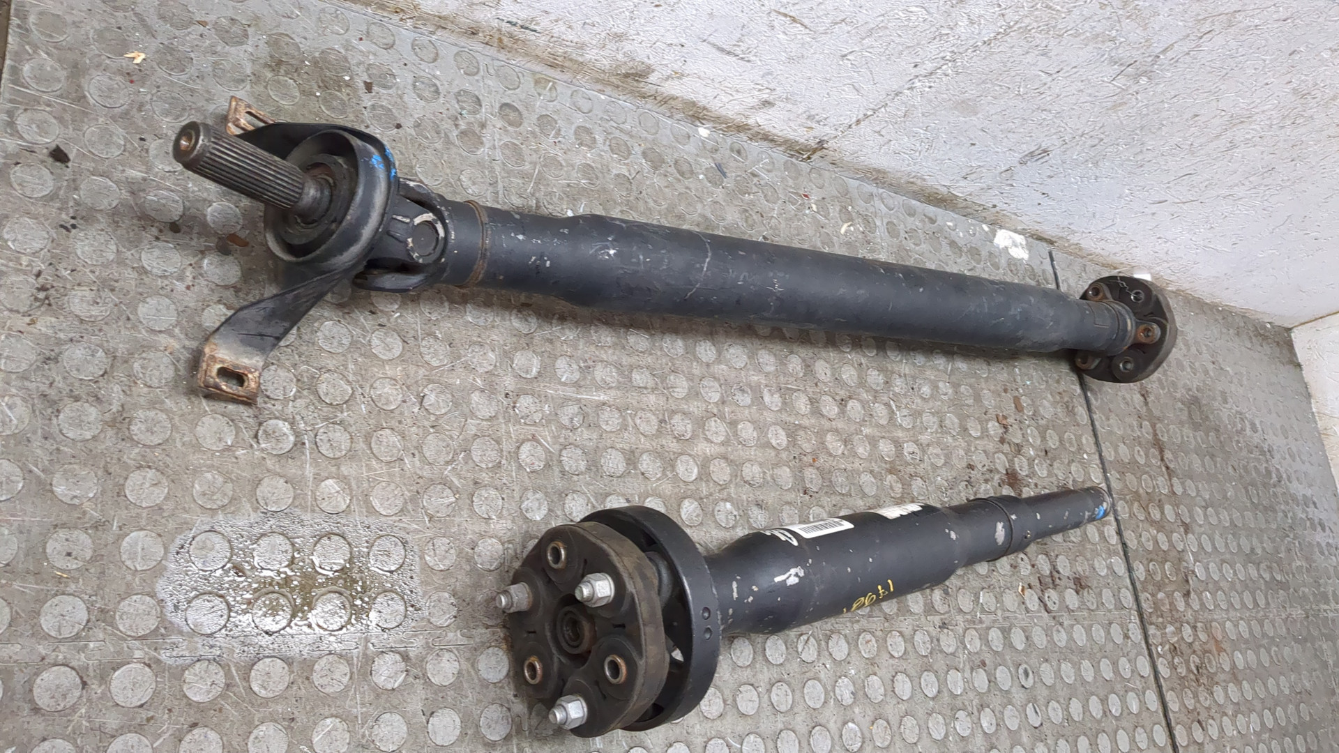 Вал карданный задний