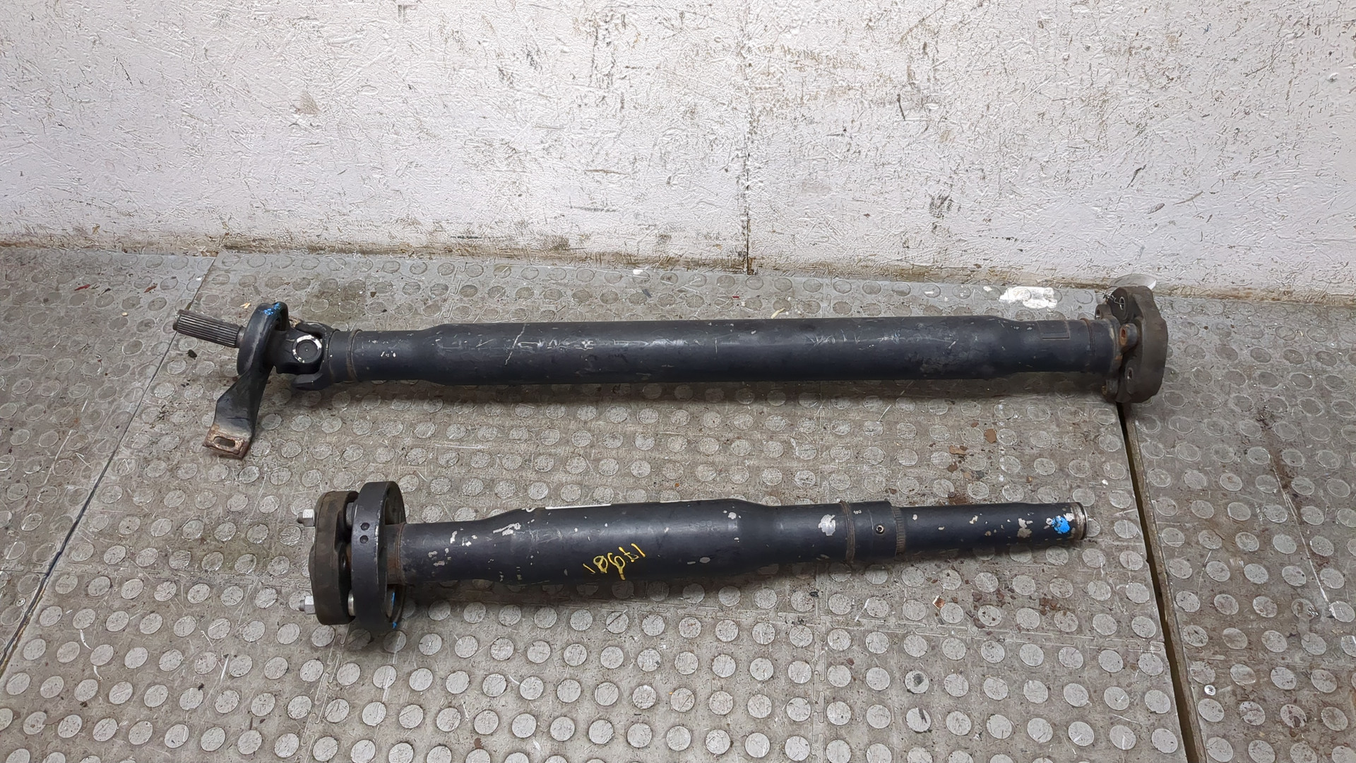 Вал карданный задний