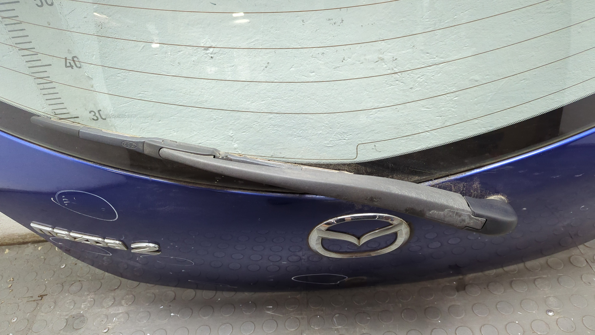 Дверь багажника