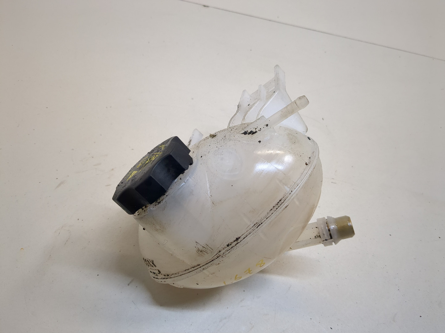 Бачок расширительный