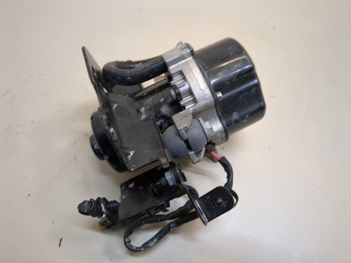 Насос вакуумный