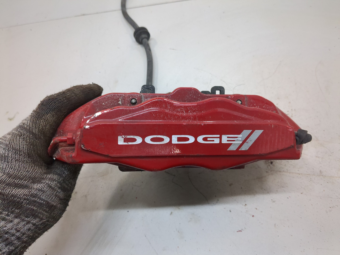 Суппорт передний левый