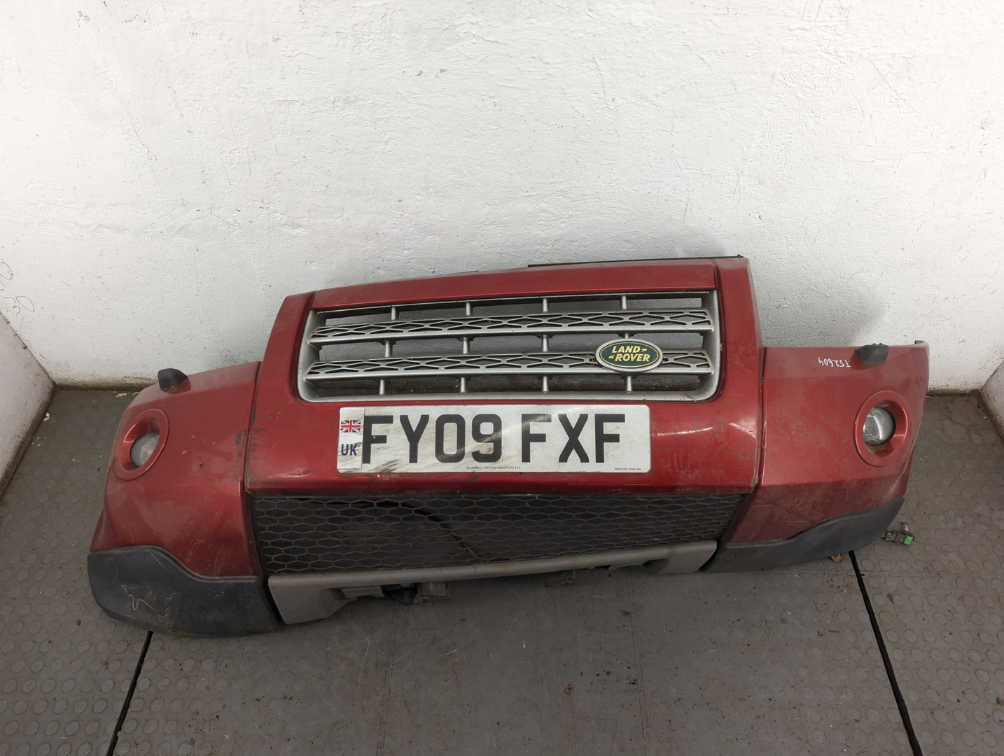 Бампер передний