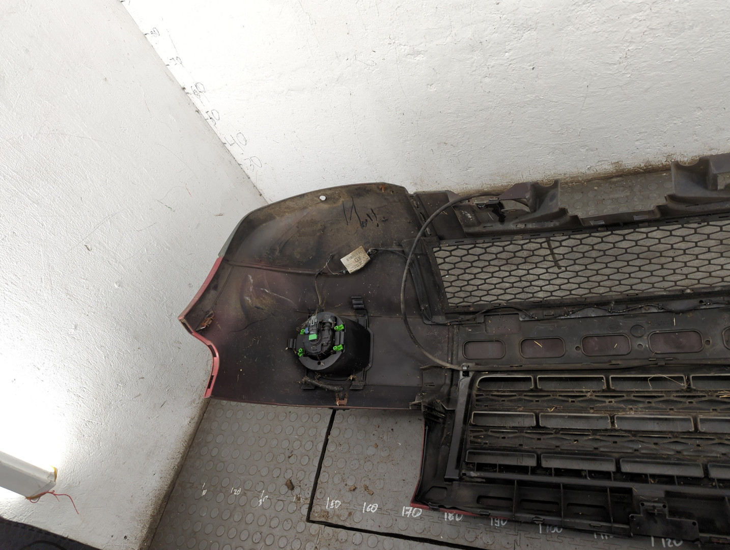 Бампер передний