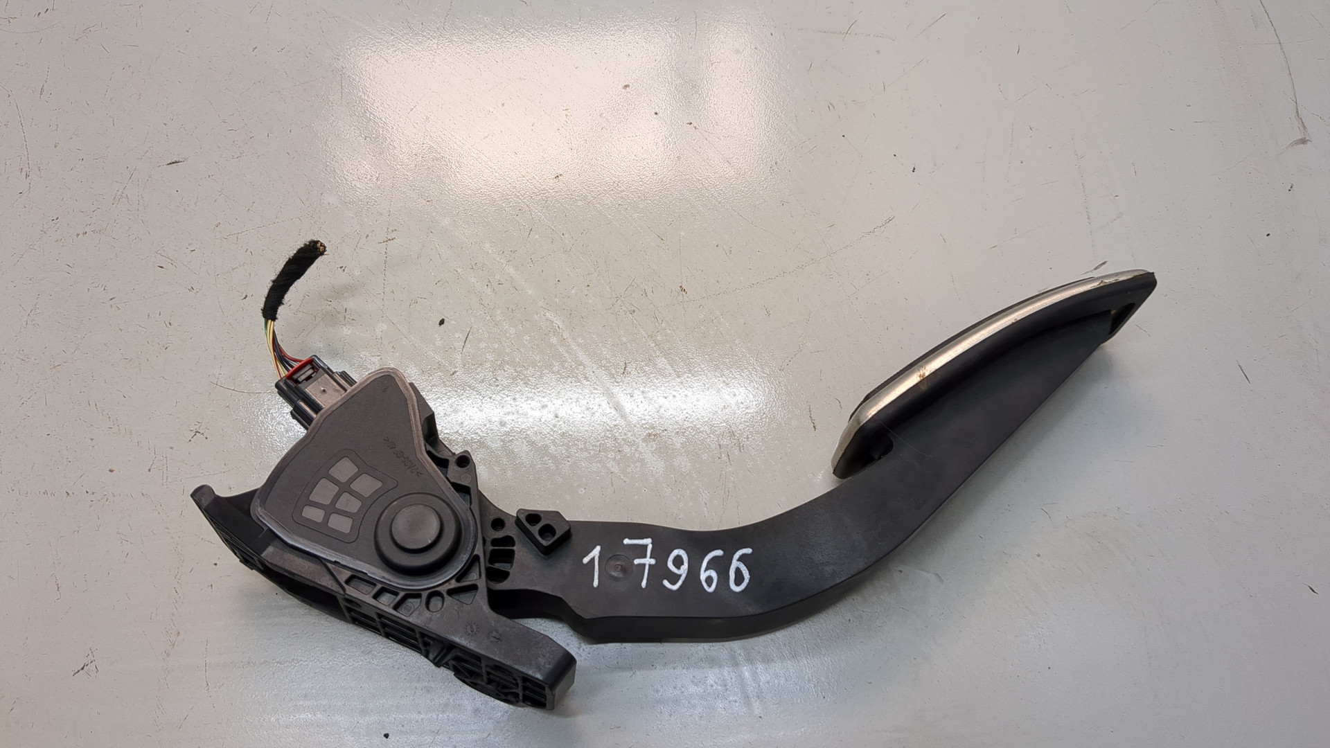 Педаль газа