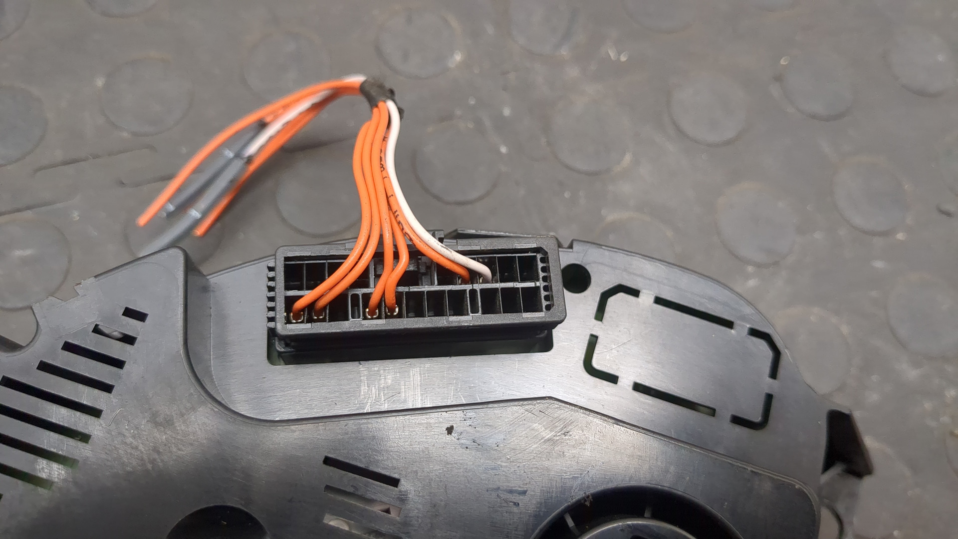 Панель приборов