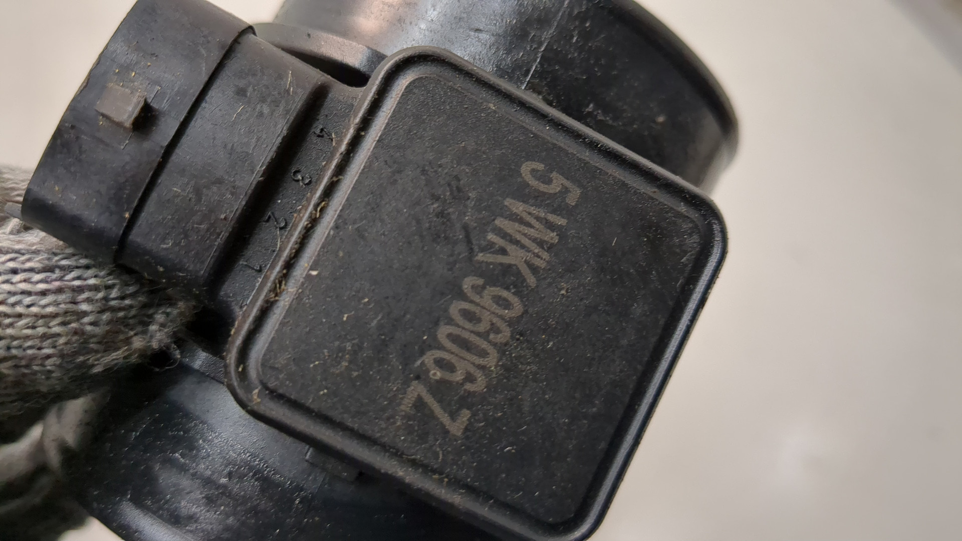 Расходомер воздуха (ДМРВ)