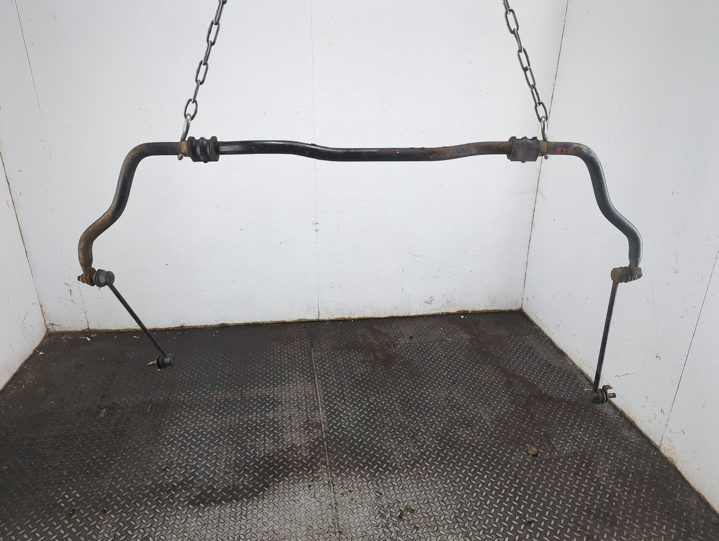 Стабилизатор передний