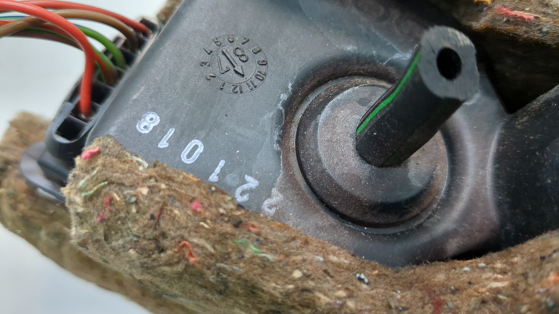 Вакуумное устройство системы центрального замка