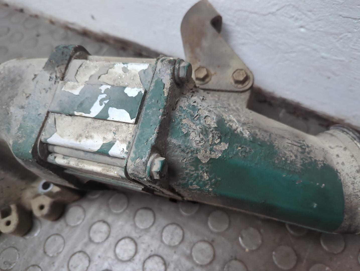 Коллектор впускной