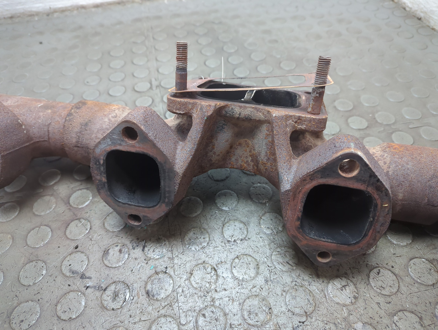 Коллектор выпускной