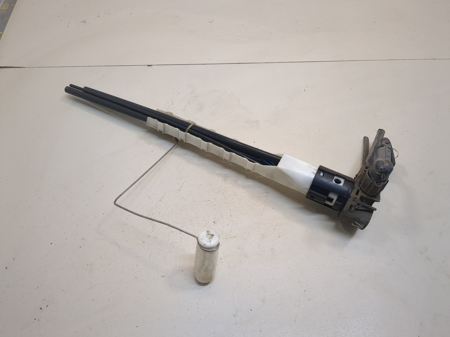 Датчик уровня топлива