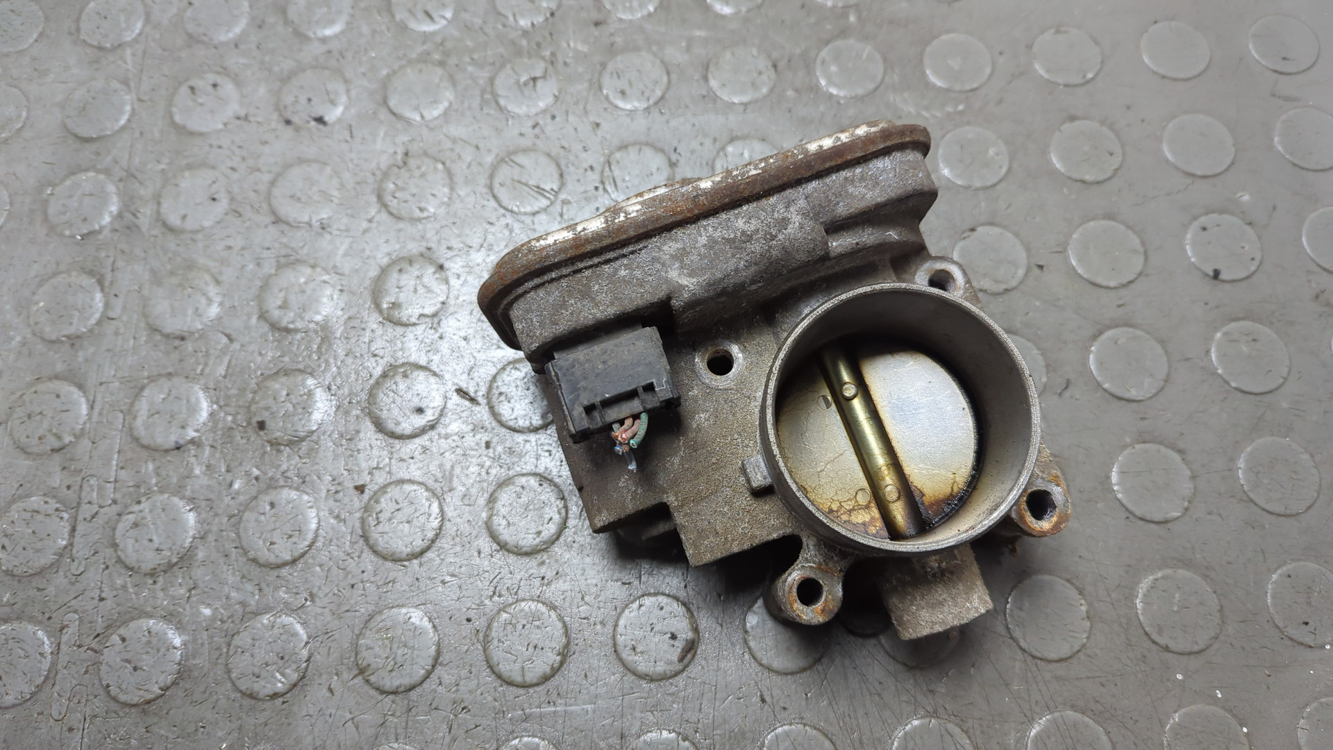 Заслонка дроссельная электрическая