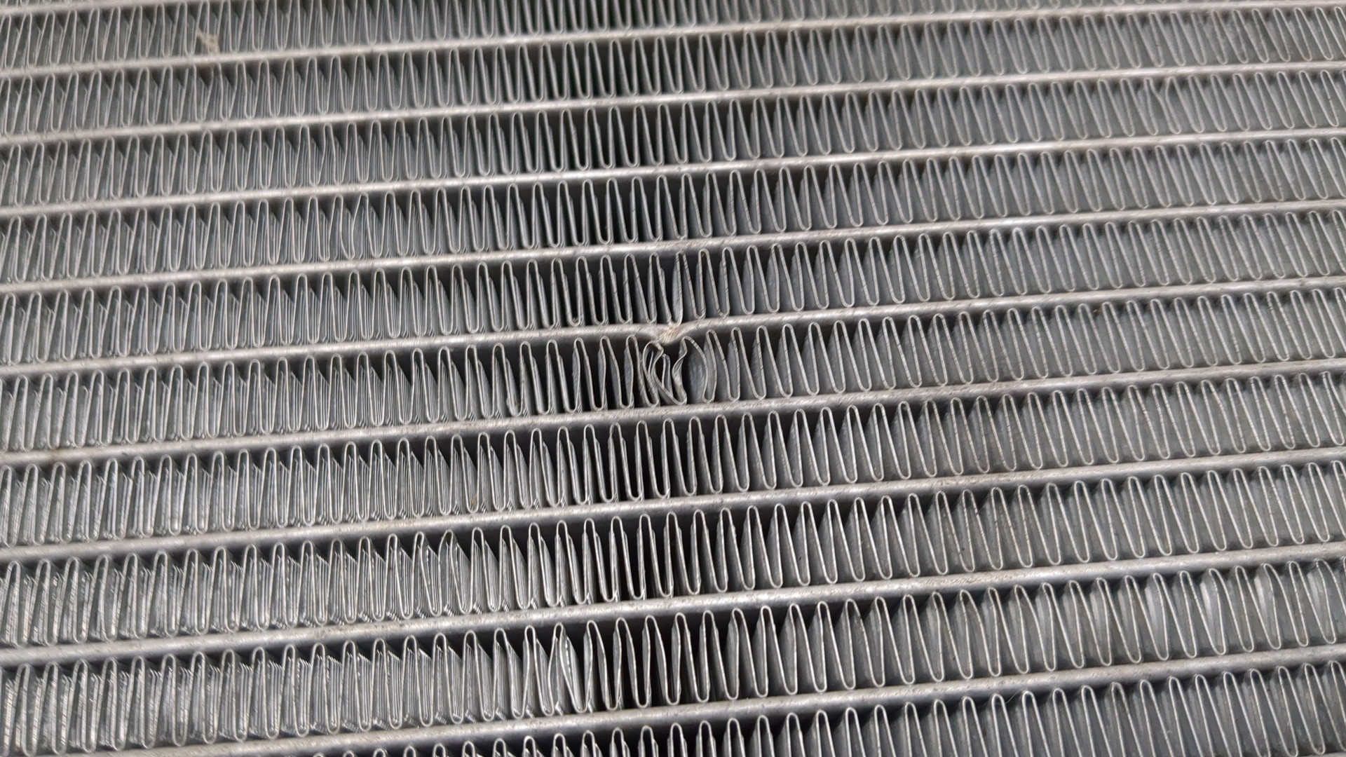 Радиатор охлаждения двигателя основной