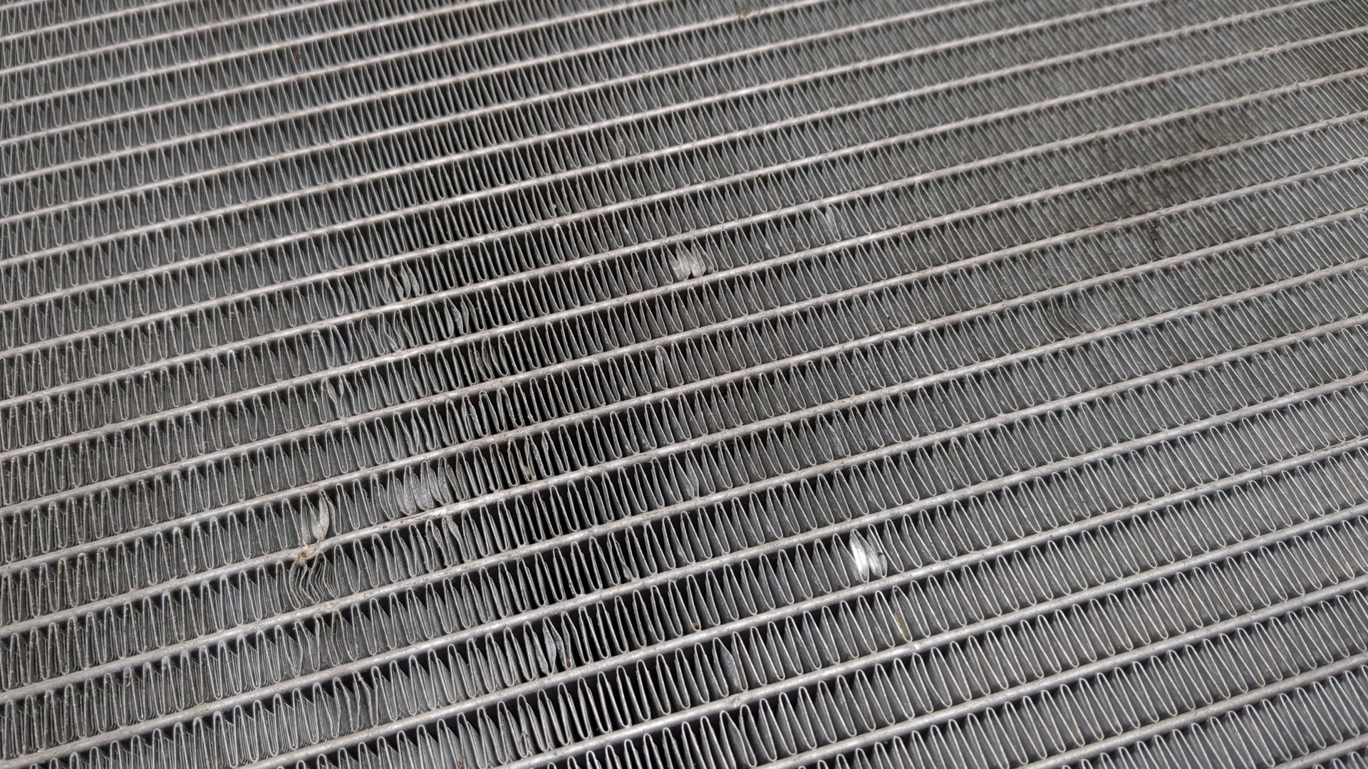 Радиатор охлаждения двигателя основной