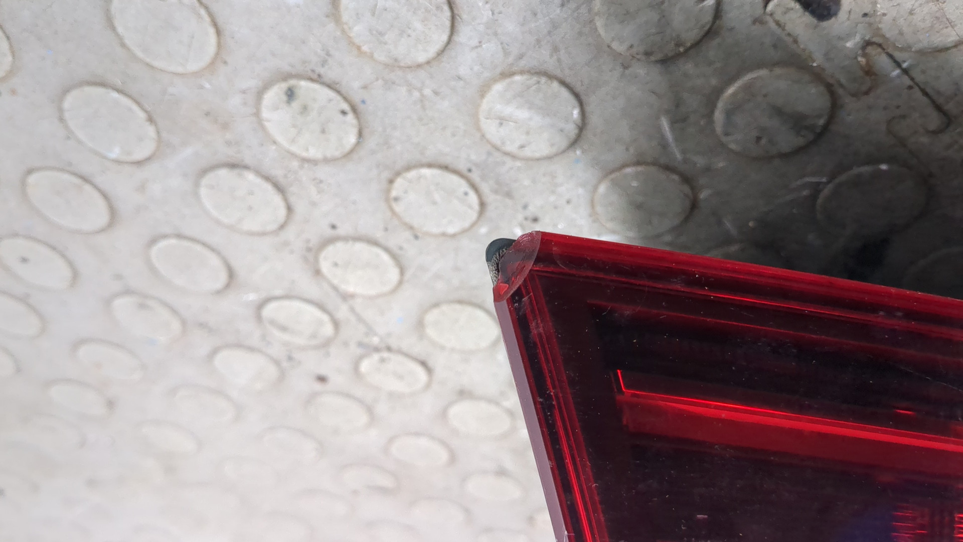 Фонарь задний левый