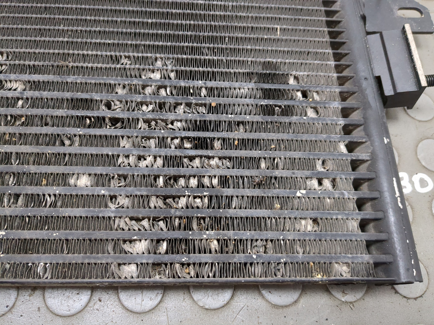 Радиатор кондиционера / конденсер