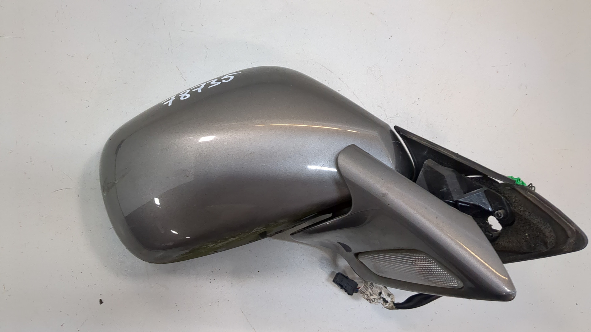 Зеркало правое электрическое