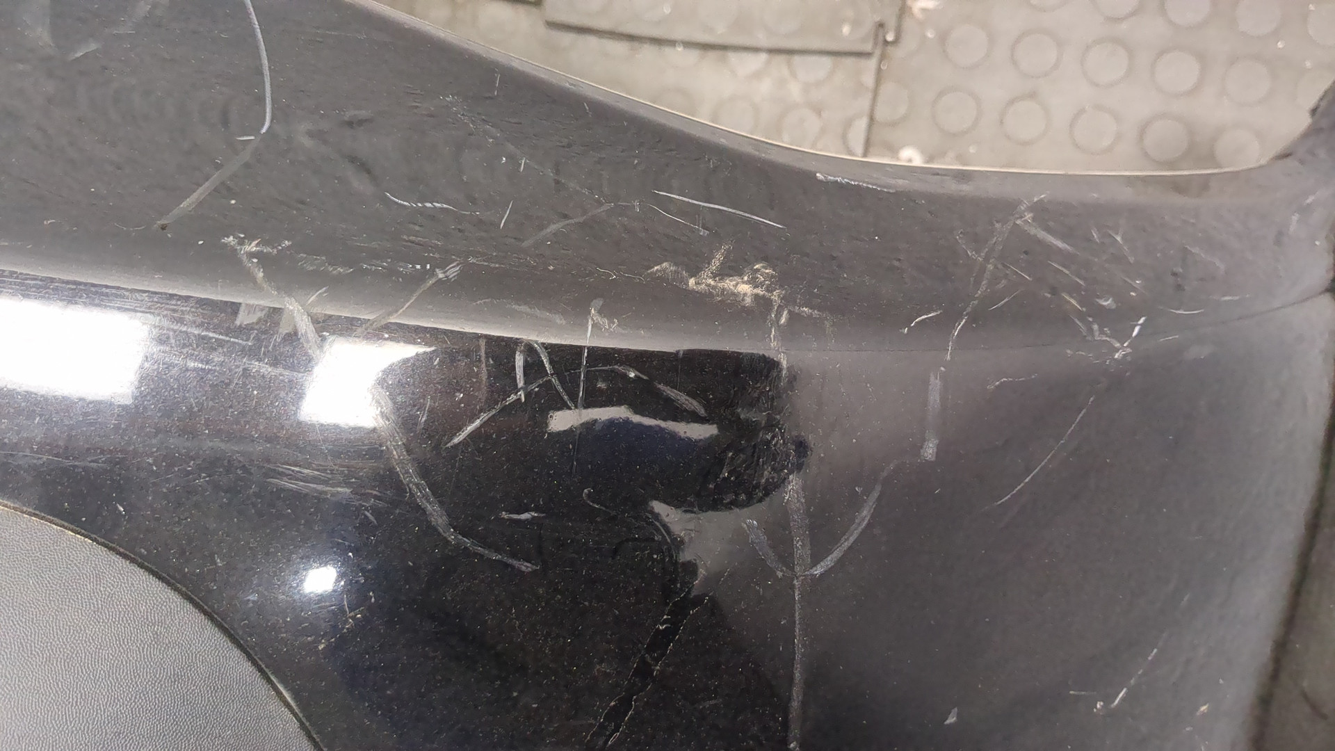 Бампер передний