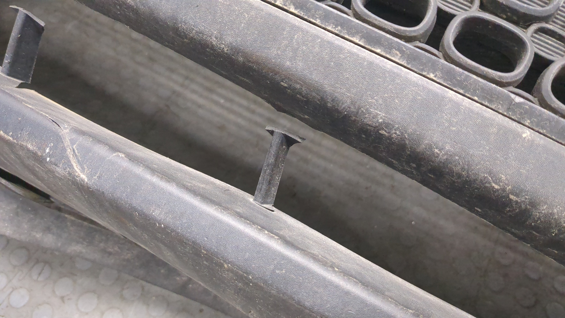 Бампер передний