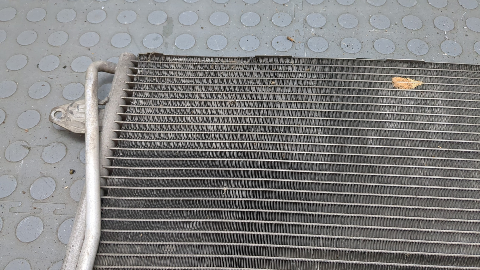 Радиатор кондиционера / конденсер